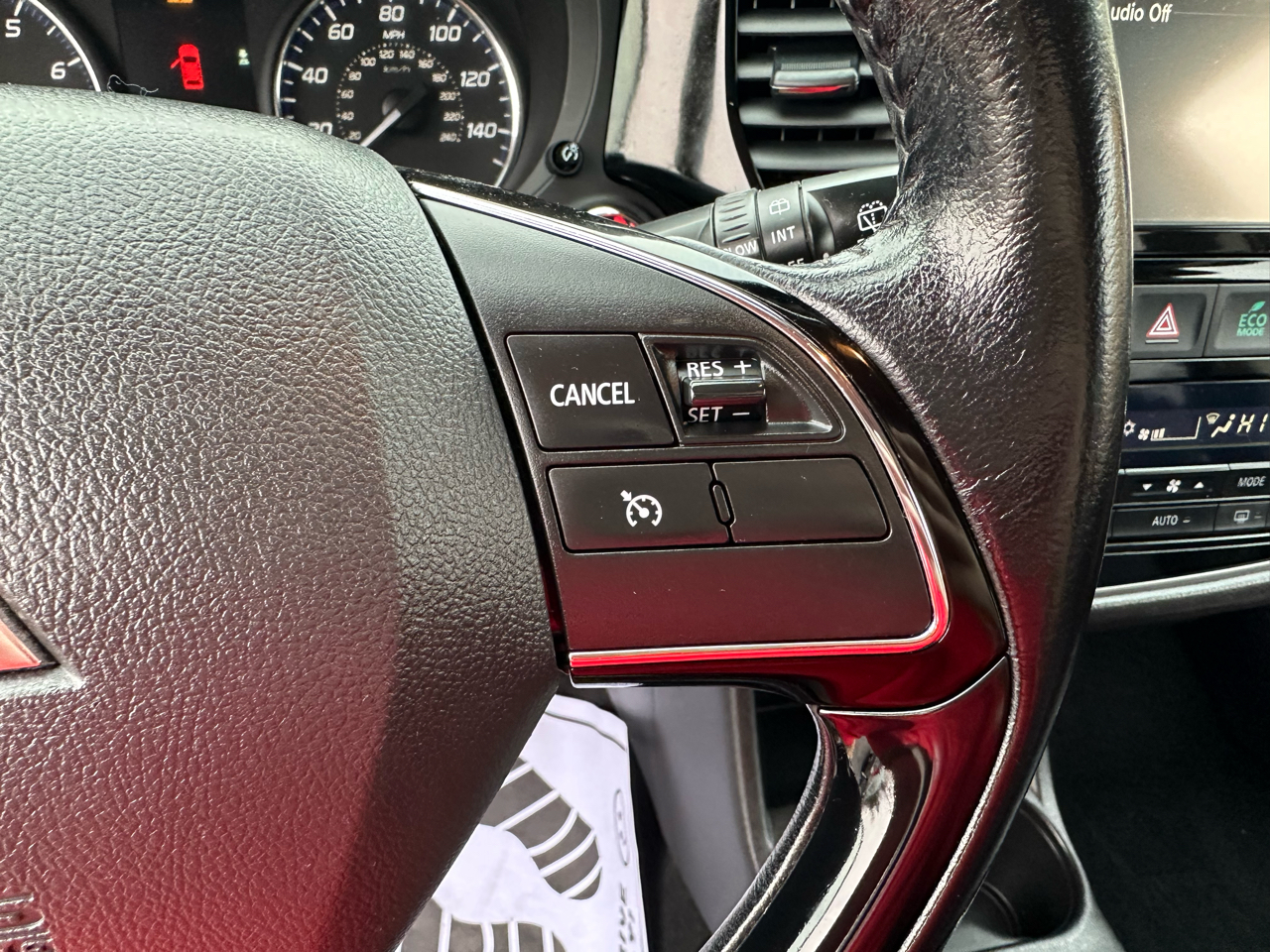 Mitsubishi Outlander SEL FWD 2016