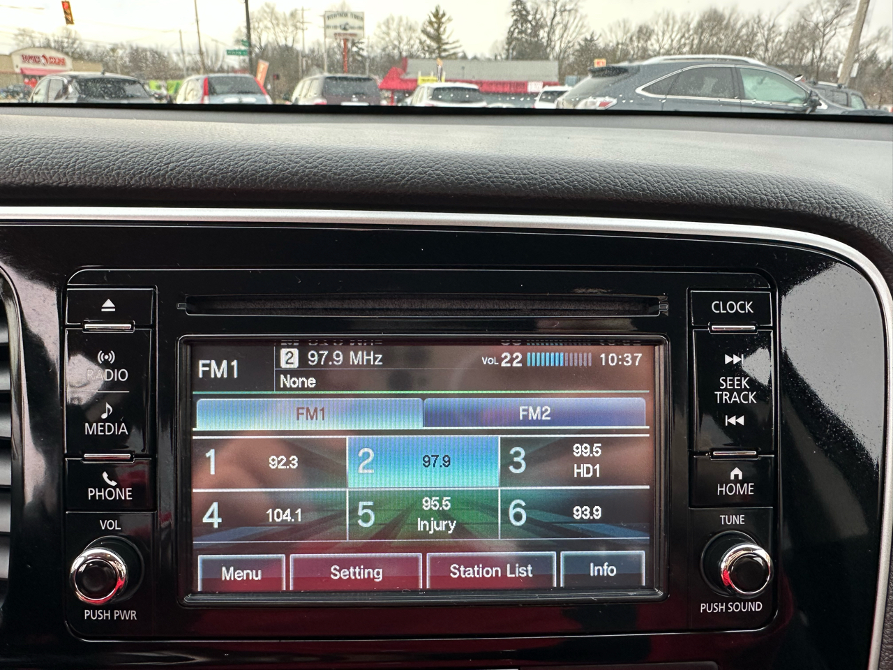 Mitsubishi Outlander SEL FWD 2016