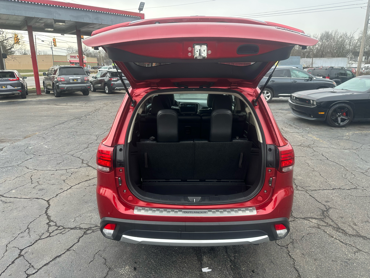 Mitsubishi Outlander SEL FWD 2016