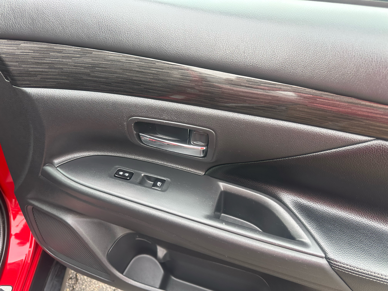 Mitsubishi Outlander SEL FWD 2016