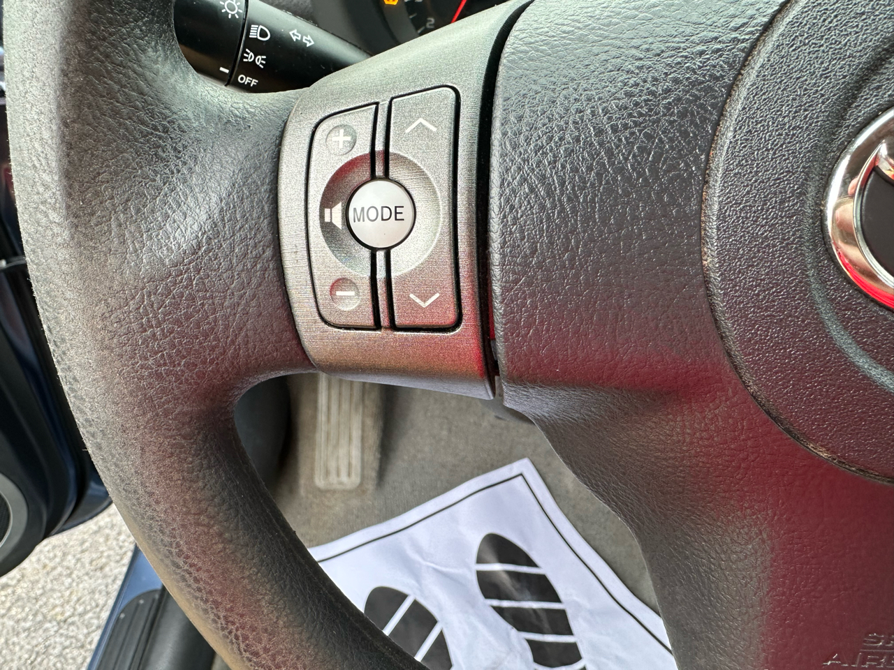 Toyota RAV4 FWD 4dr I4 (Natl) 2012