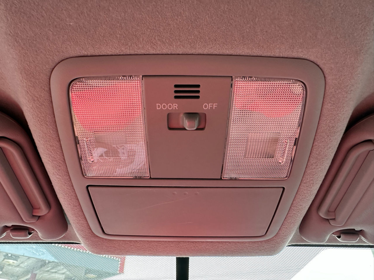 Toyota RAV4 FWD 4dr I4 (Natl) 2012