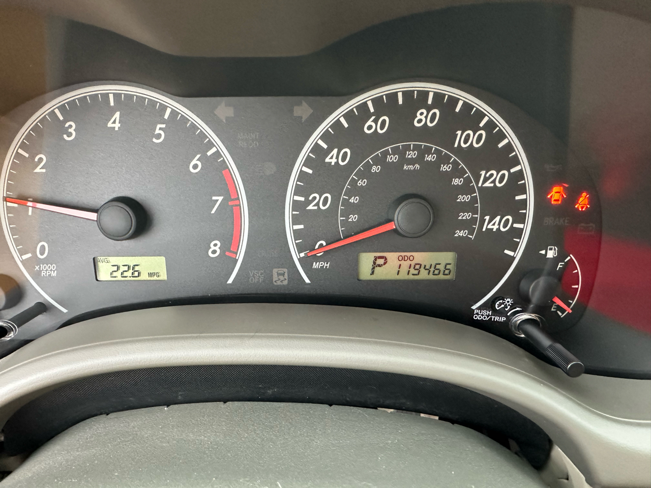 Toyota Corolla 4dr Sdn Man (Natl) 2009