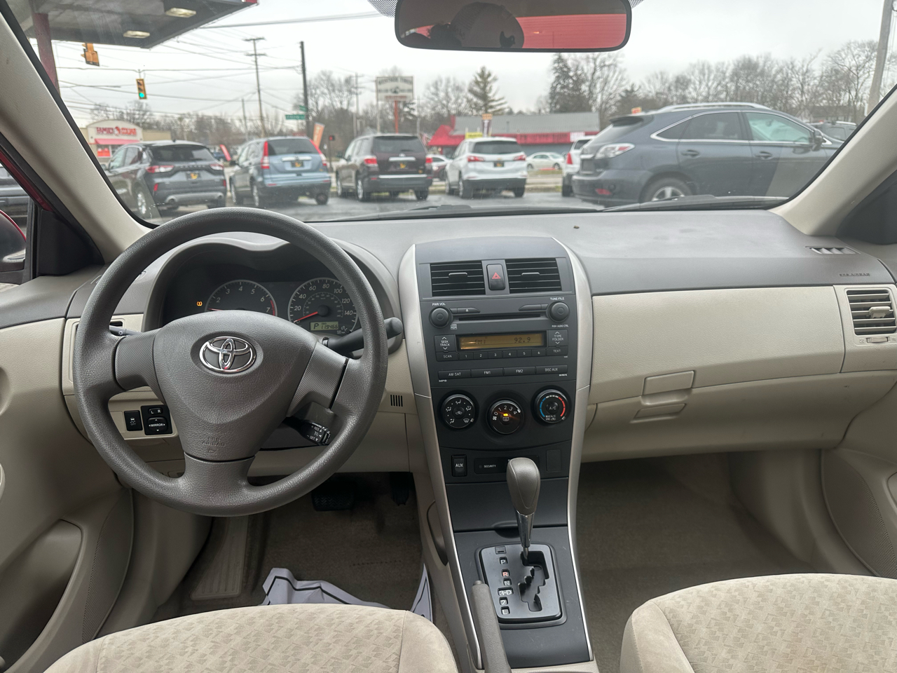 Toyota Corolla 4dr Sdn Man (Natl) 2009