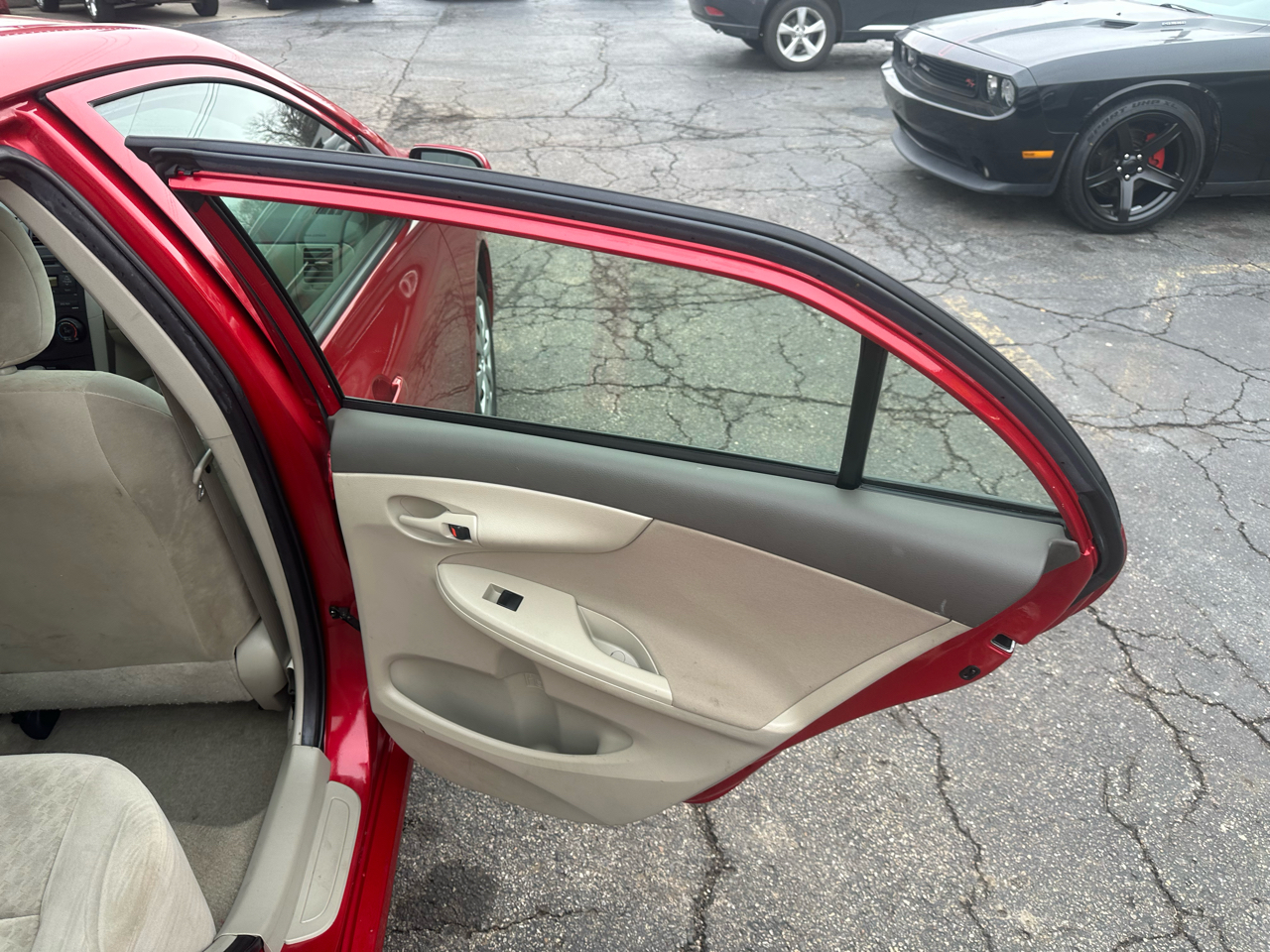 Toyota Corolla 4dr Sdn Man (Natl) 2009