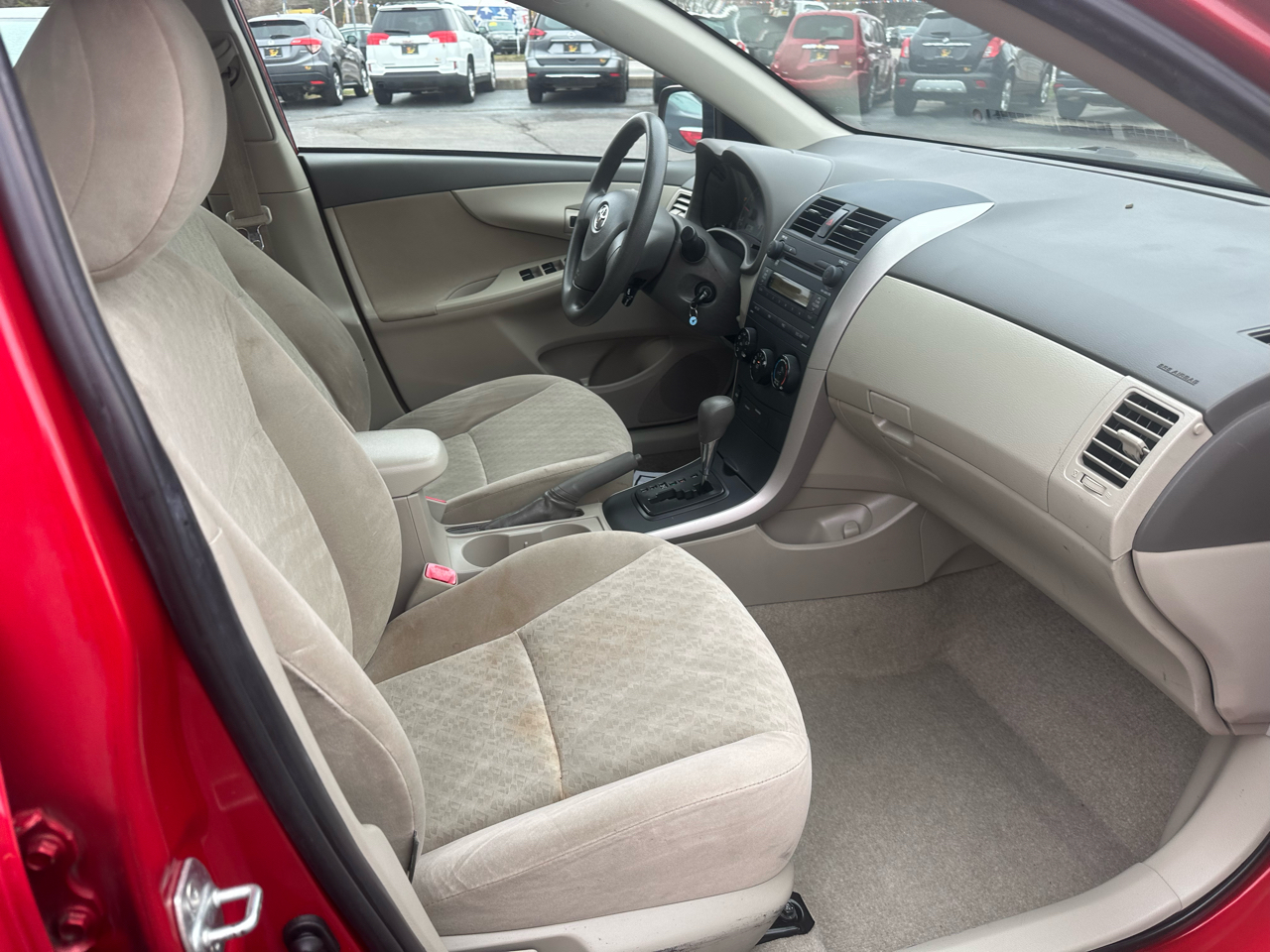 Toyota Corolla 4dr Sdn Man (Natl) 2009