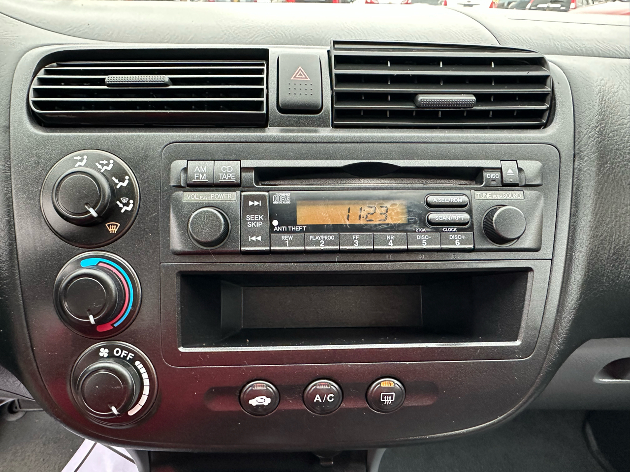 Honda Civic 4dr Sdn VP Auto 2004