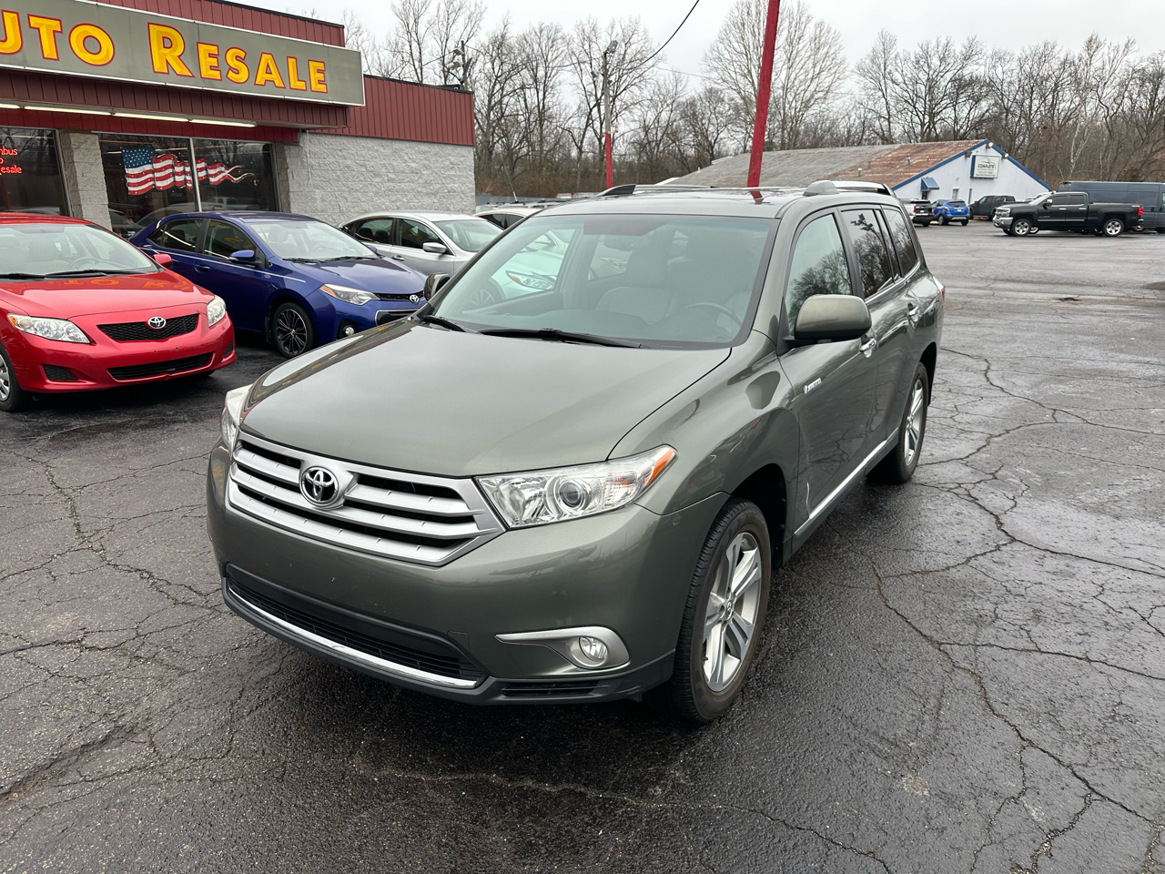 Toyota Highlander FWD 4dr V6 Limited (Natl) 2011