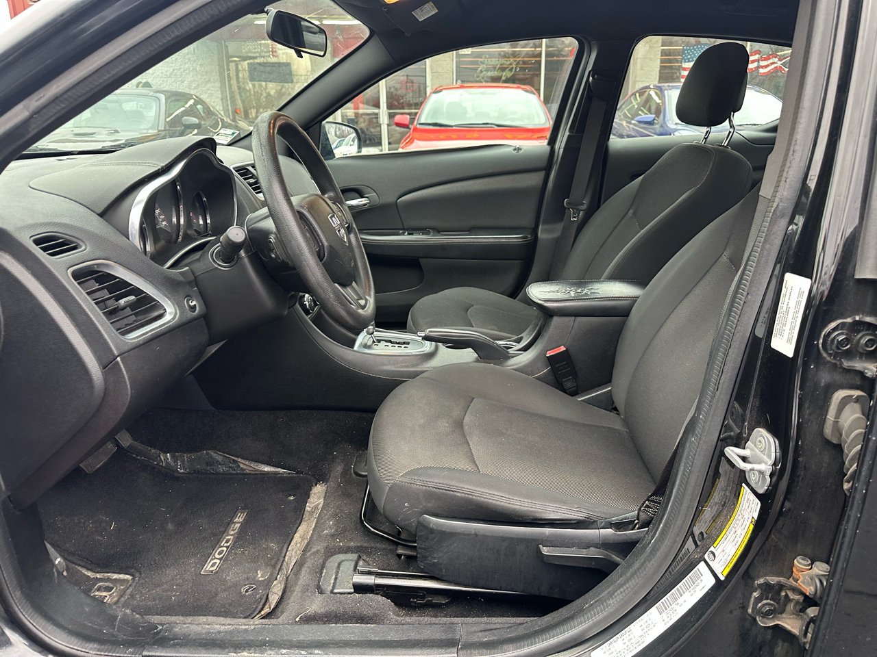 Dodge Avenger 4dr Sdn SE 2014