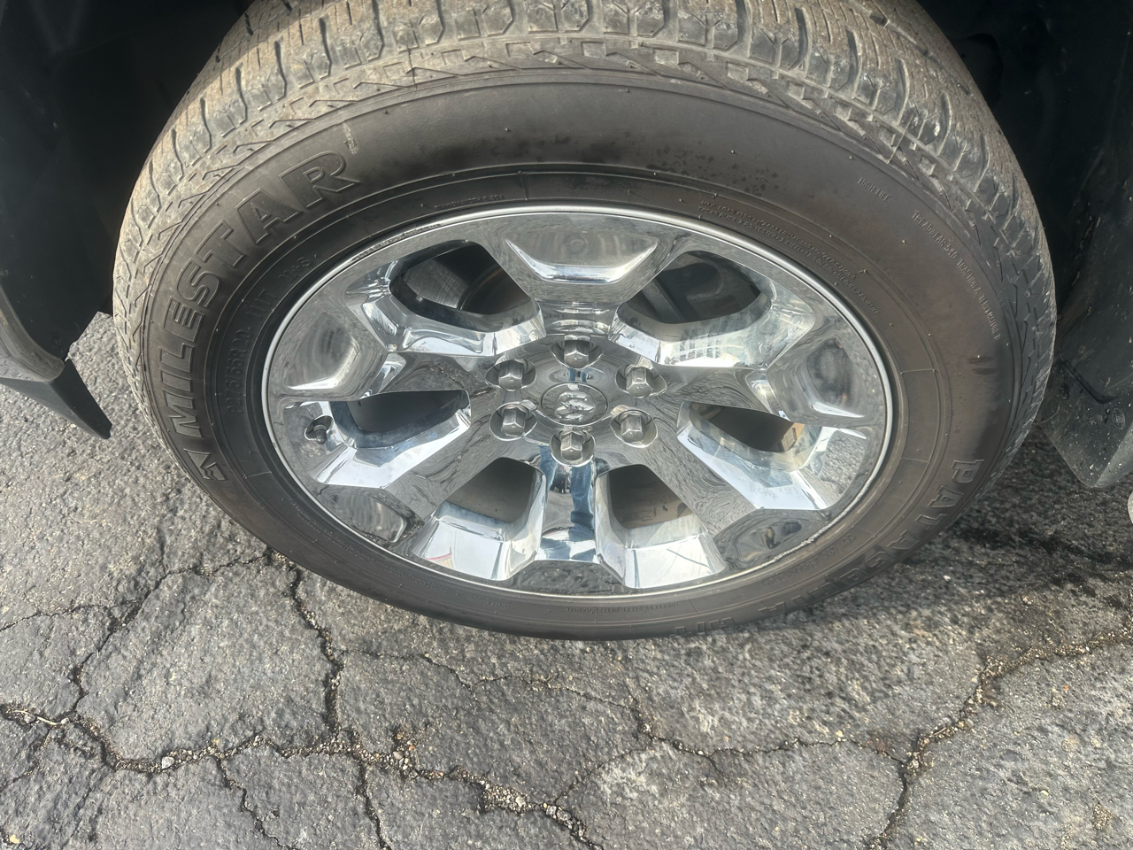 RAM 1500 Big Horn/Lone Star 4x4 Crew Cab 5'7" Box 2019