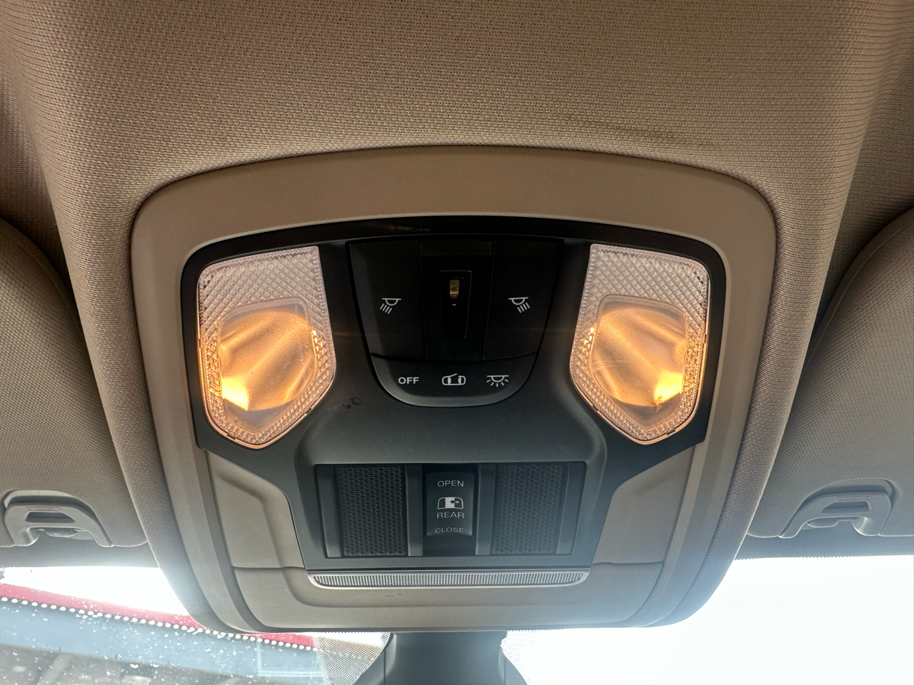 RAM 1500 Big Horn/Lone Star 4x4 Crew Cab 5'7" Box 2019