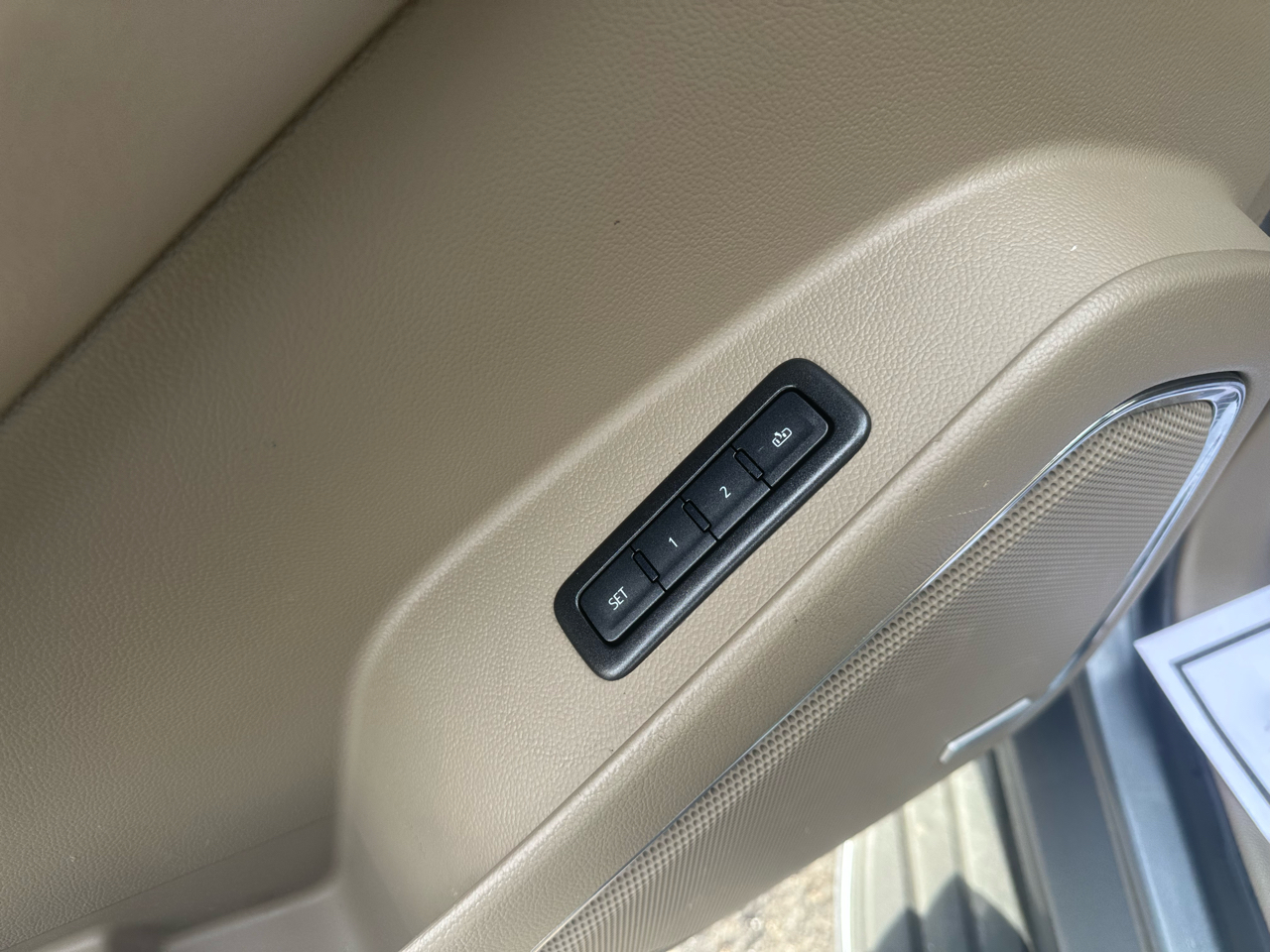 GMC Yukon 2WD 4dr SLT Standard Edition 2019