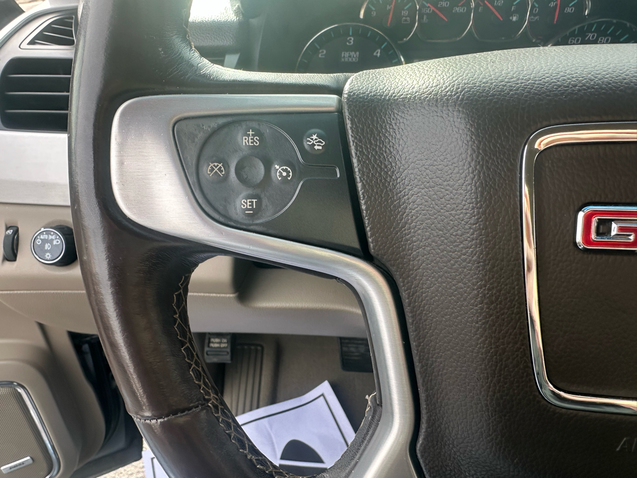 GMC Yukon 2WD 4dr SLT Standard Edition 2019