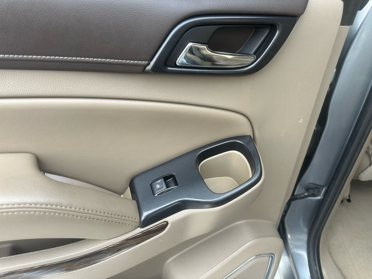 GMC Yukon 2WD 4dr SLT Standard Edition 2019