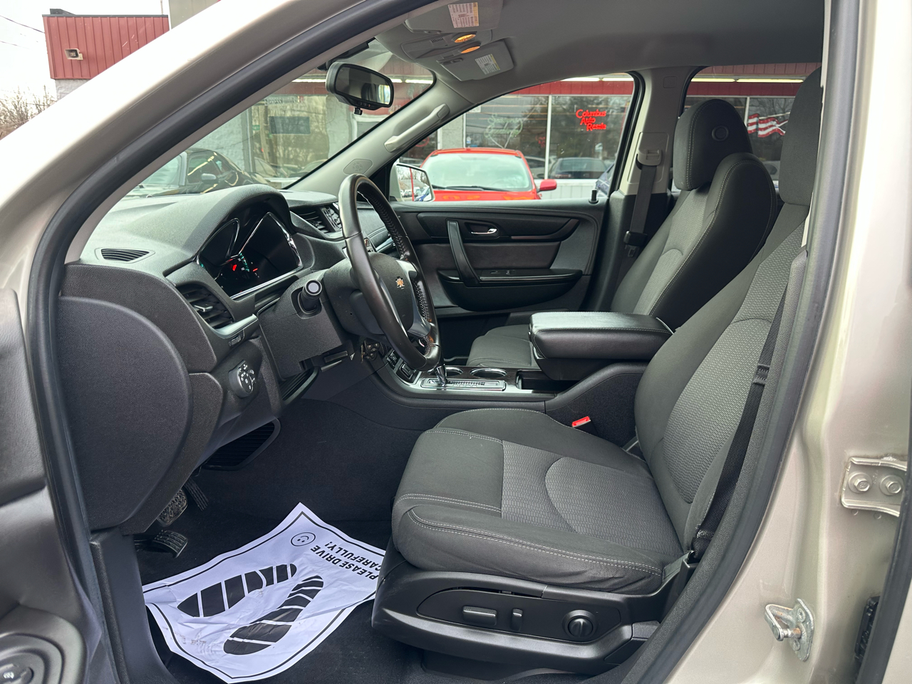 Chevrolet Traverse FWD 4dr LT w/1LT 2017