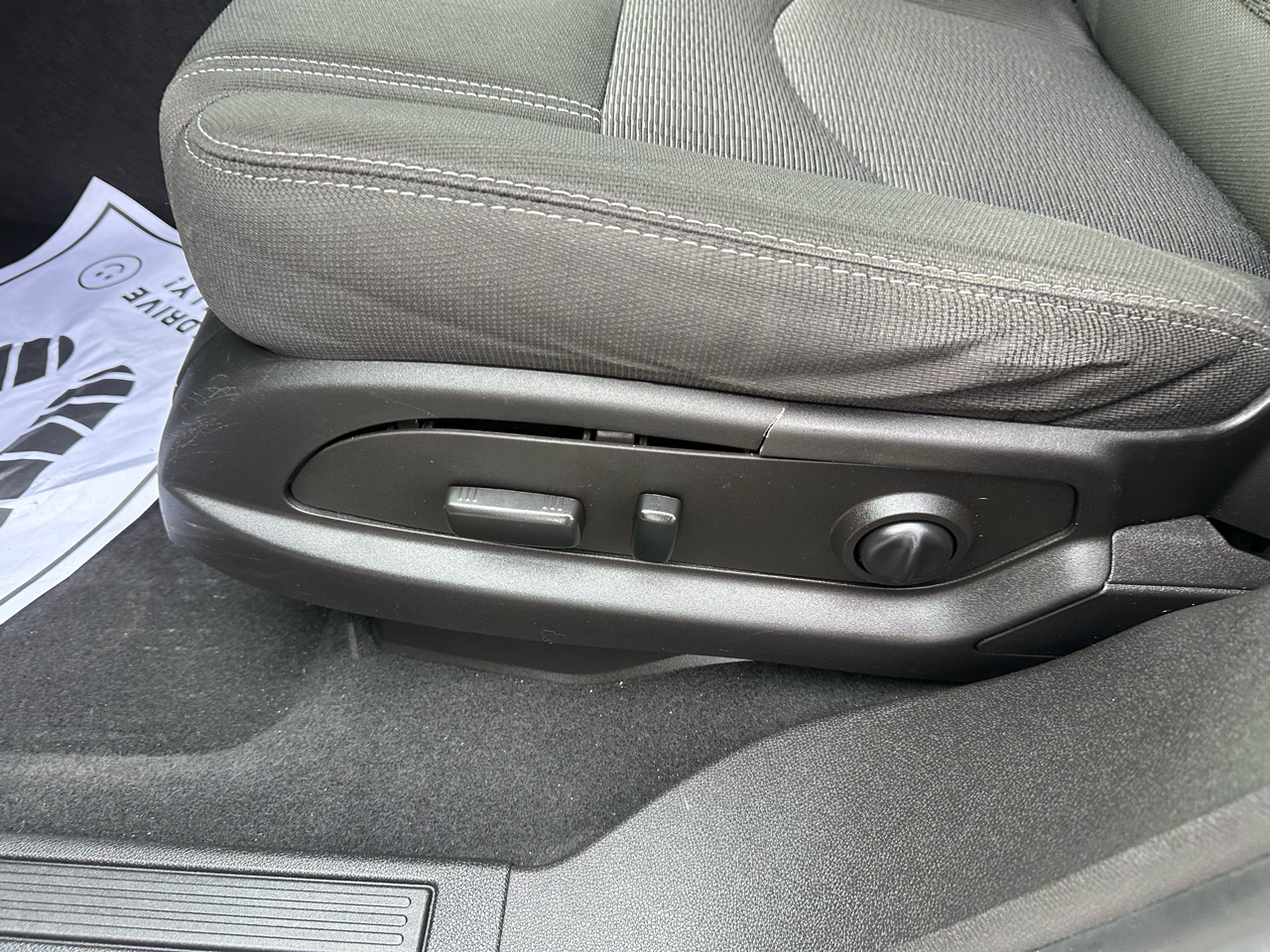 Chevrolet Traverse FWD 4dr LT w/1LT 2017