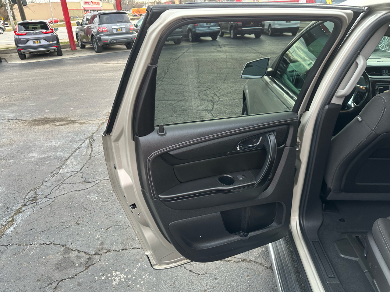 Chevrolet Traverse FWD 4dr LT w/1LT 2017