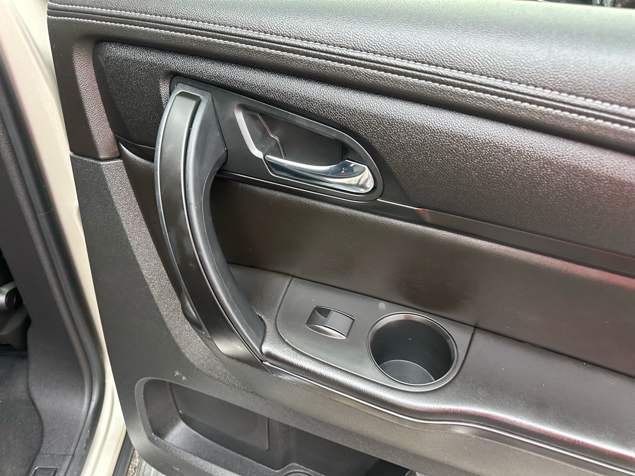 Chevrolet Traverse FWD 4dr LT w/1LT 2017