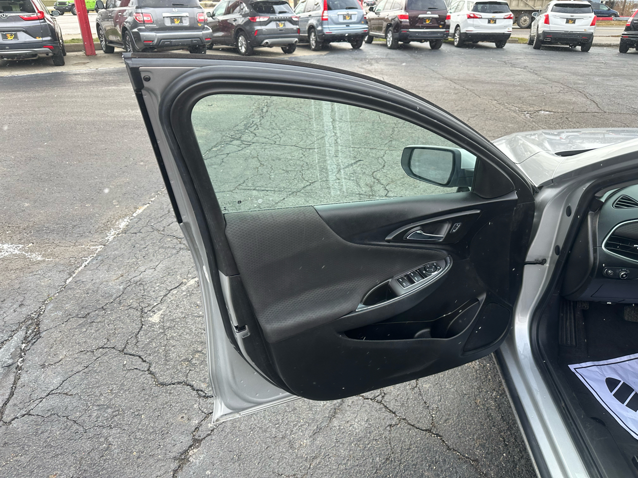 Chevrolet Malibu 4dr Sdn LT w/1LT 2016