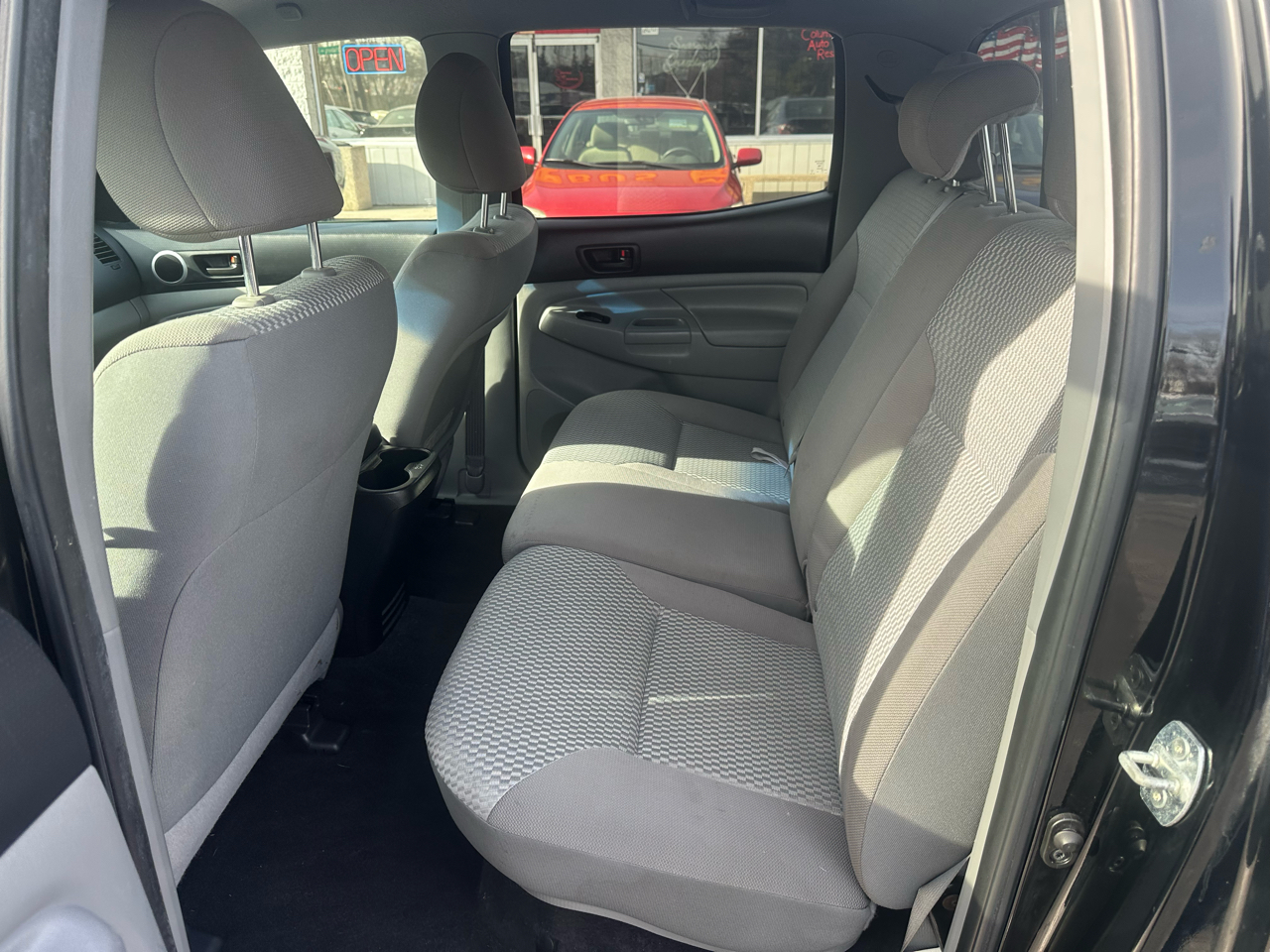 Toyota Tacoma 2WD Double Cab I4 AT PreRunner (Natl) 2013