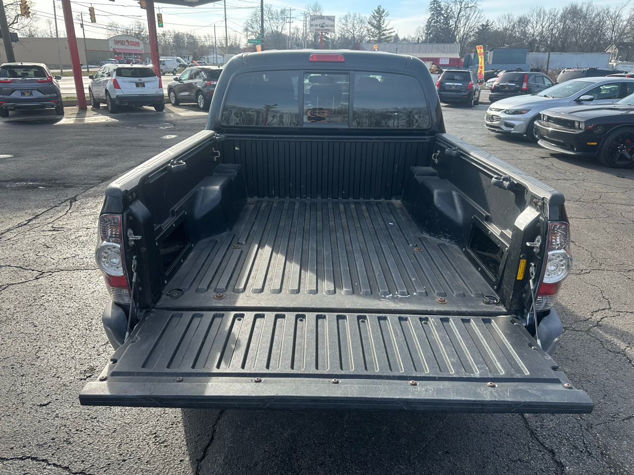 Toyota Tacoma 2WD Double Cab I4 AT PreRunner (Natl) 2013