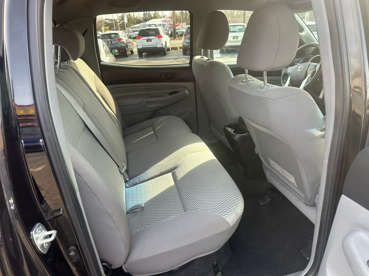 Toyota Tacoma 2WD Double Cab I4 AT PreRunner (Natl) 2013