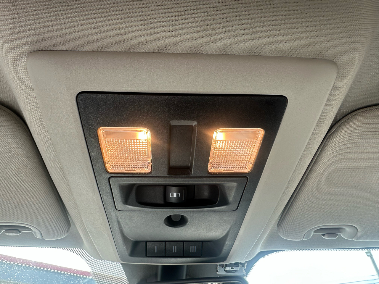 RAM 1500 Big Horn 4x4 Crew Cab 5'7" Box 2017