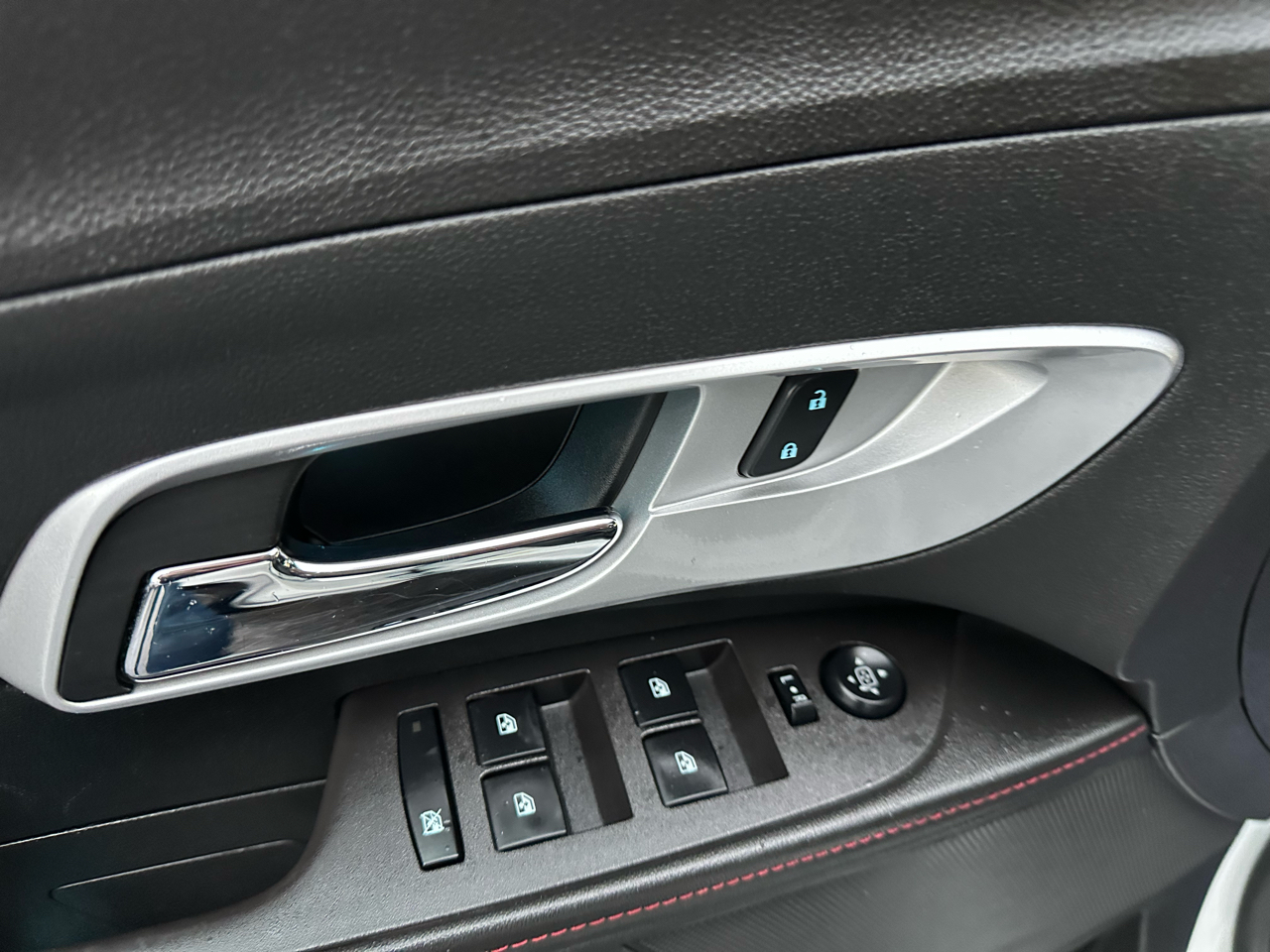 Chevrolet Equinox FWD 4dr LTZ 2015