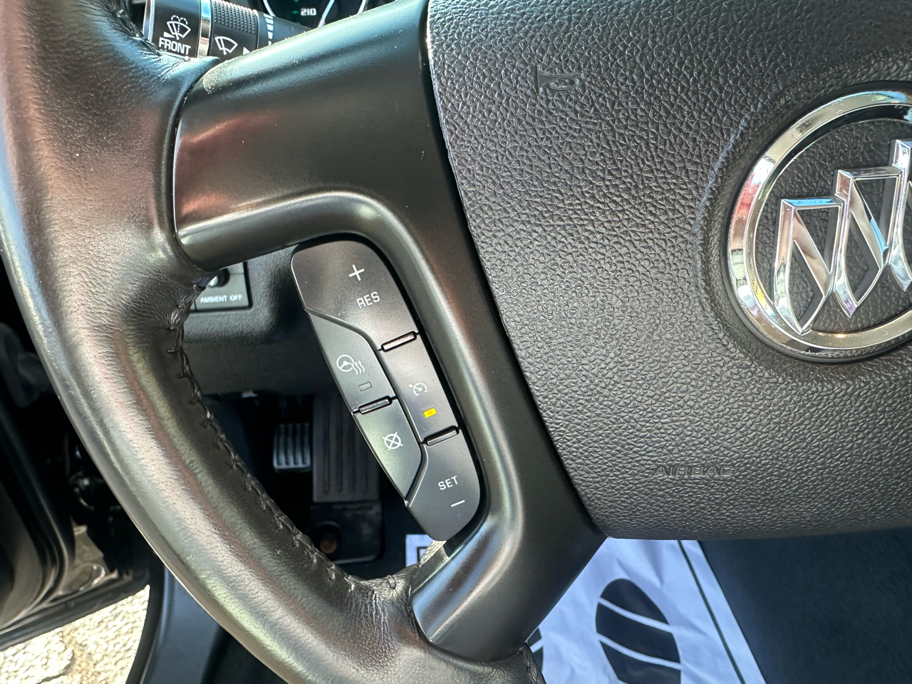 Buick Enclave AWD 4dr Premium 2017