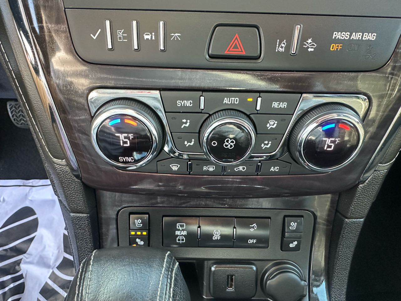 Buick Enclave AWD 4dr Premium 2017