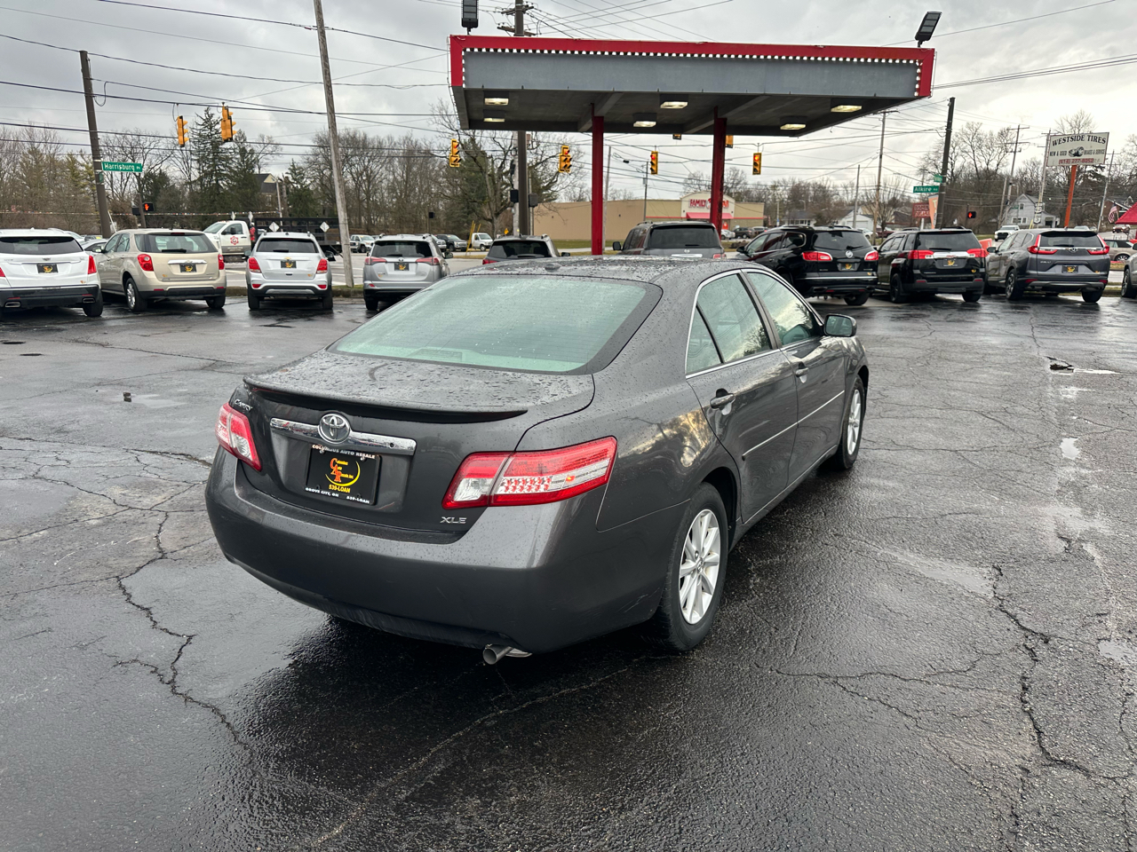 Toyota Camry 4dr Sdn I4 Man (Natl) 2010