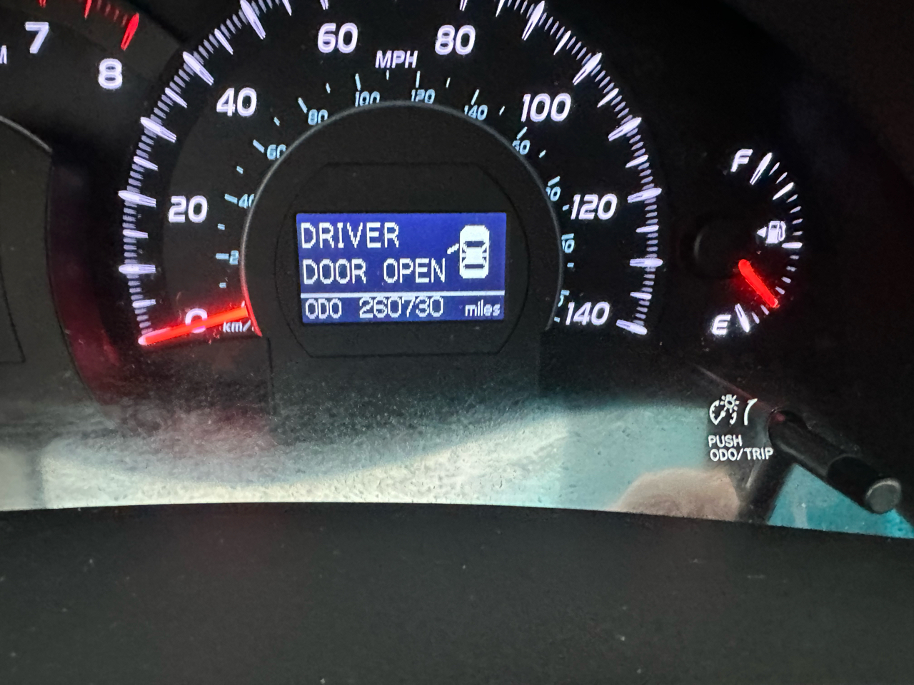 Toyota Camry 4dr Sdn I4 Man (Natl) 2010