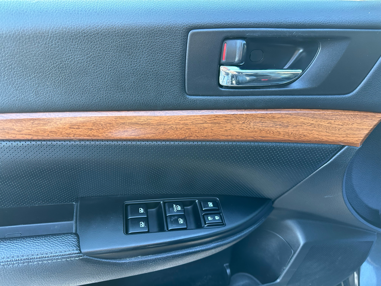 Subaru Outback 4dr Wgn H4 Auto 2.5i Limited 2013