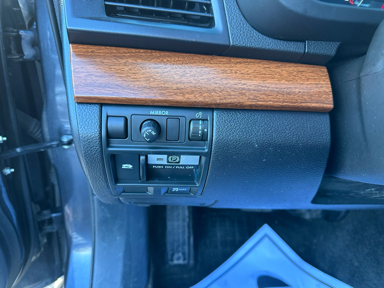 Subaru Outback 4dr Wgn H4 Auto 2.5i Limited 2013