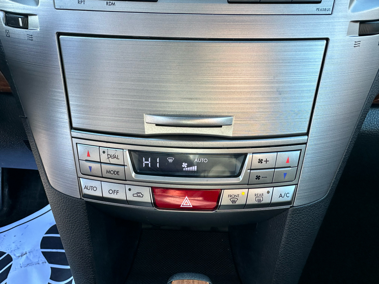 Subaru Outback 4dr Wgn H4 Auto 2.5i Limited 2013