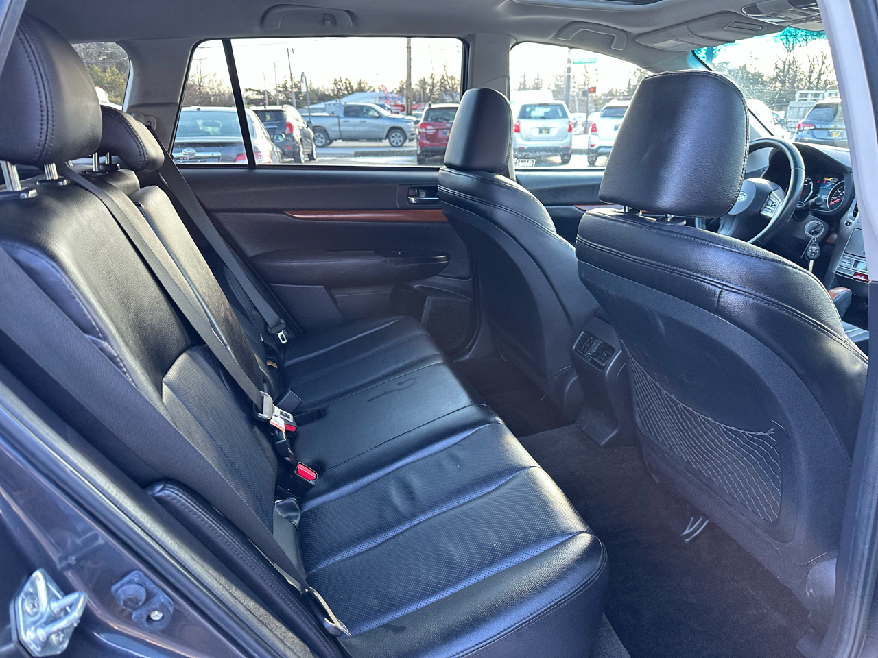 Subaru Outback 4dr Wgn H4 Auto 2.5i Limited 2013