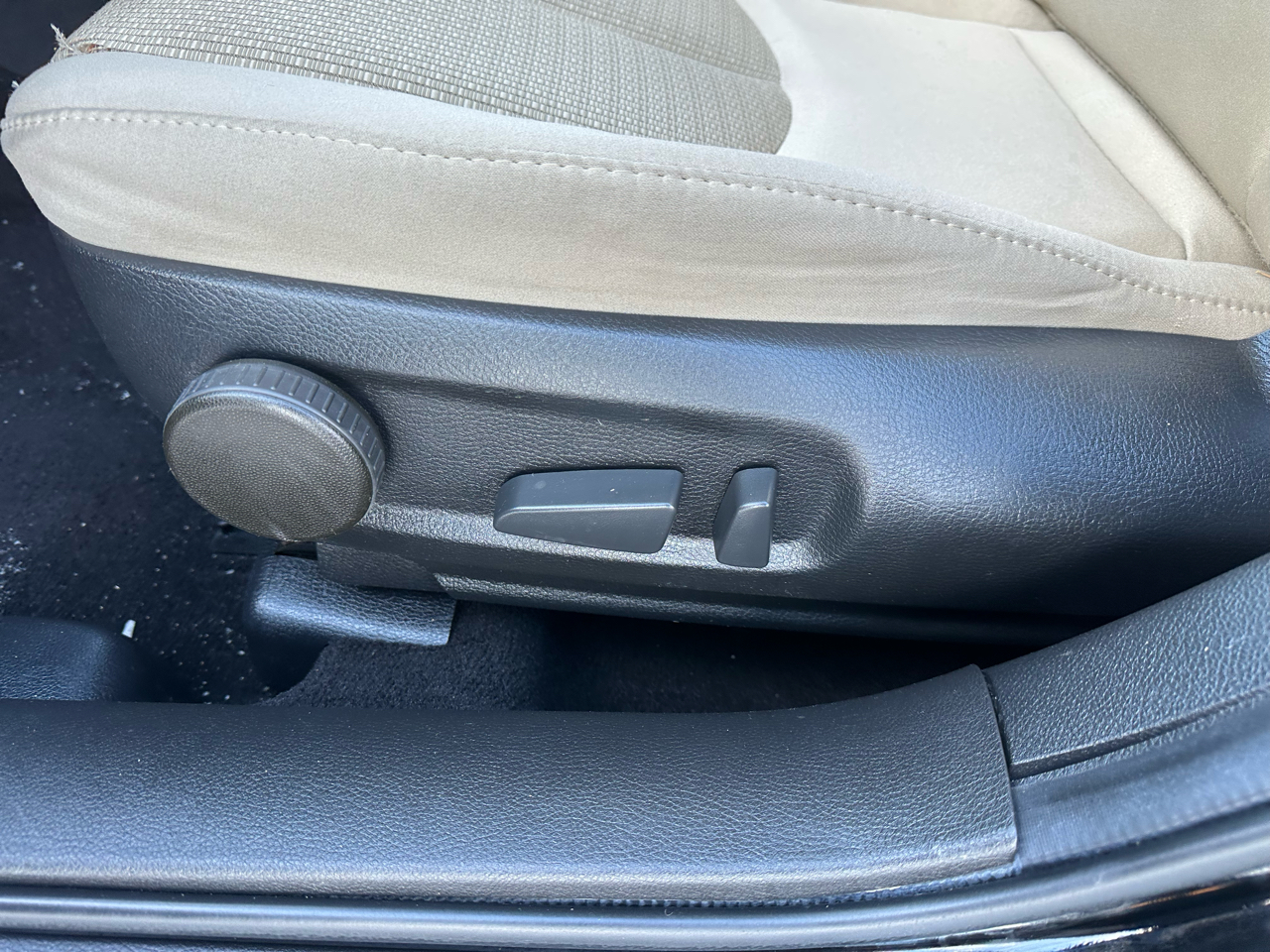 Mazda MAZDA6 4dr Sdn Auto i Touring 2012