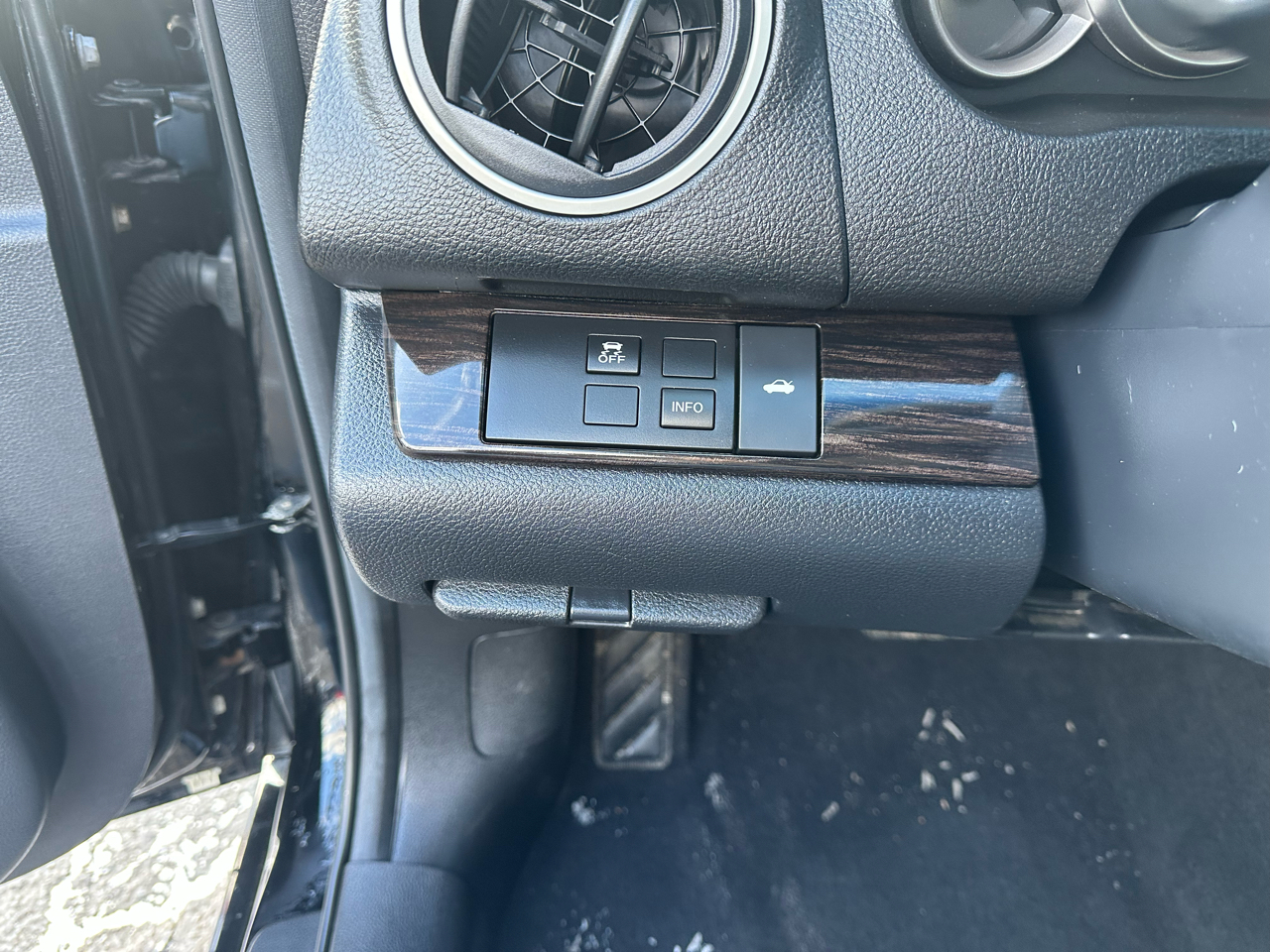 Mazda MAZDA6 4dr Sdn Auto i Touring 2012