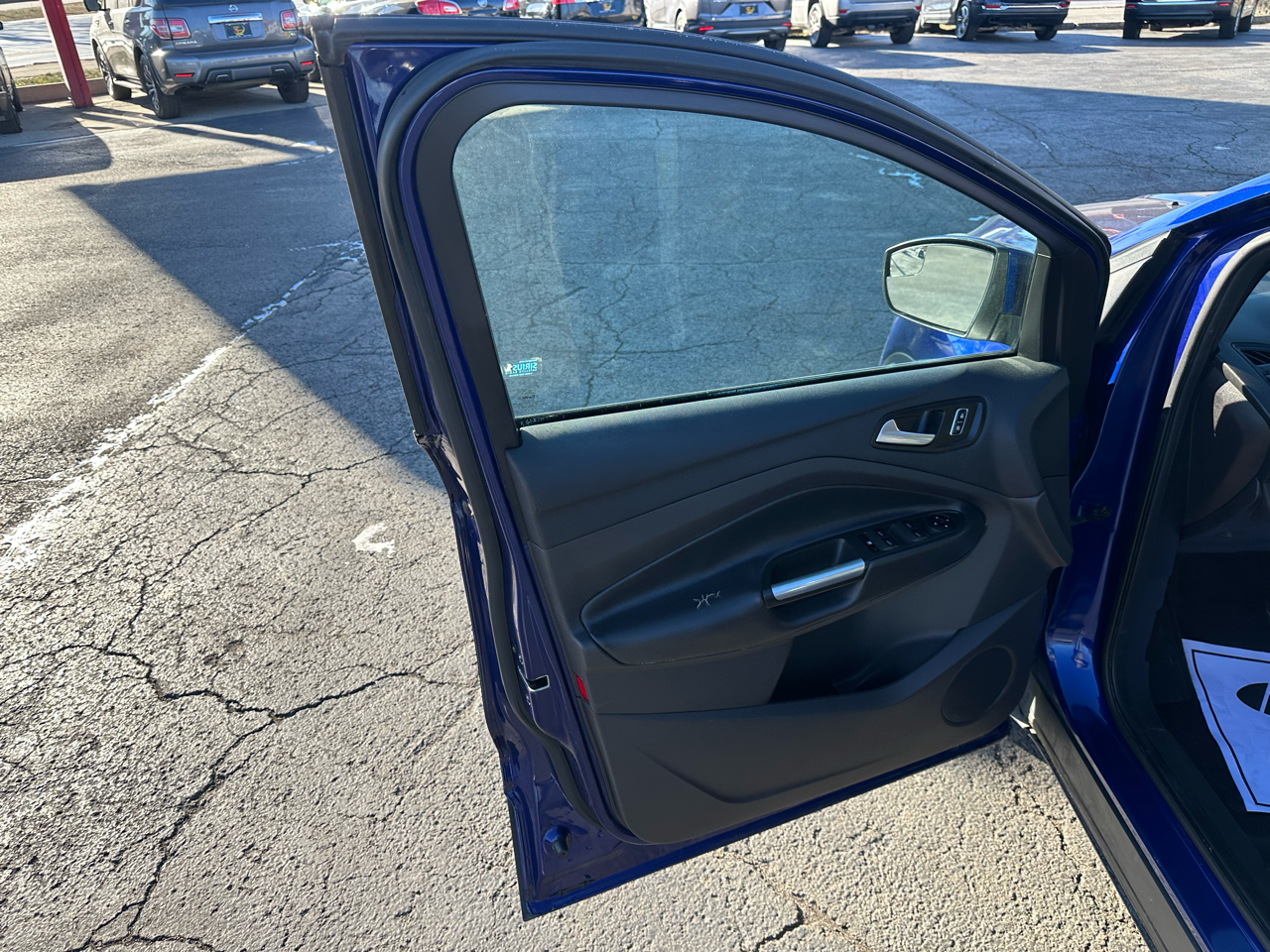 Ford Escape 4WD 4dr SE 2016