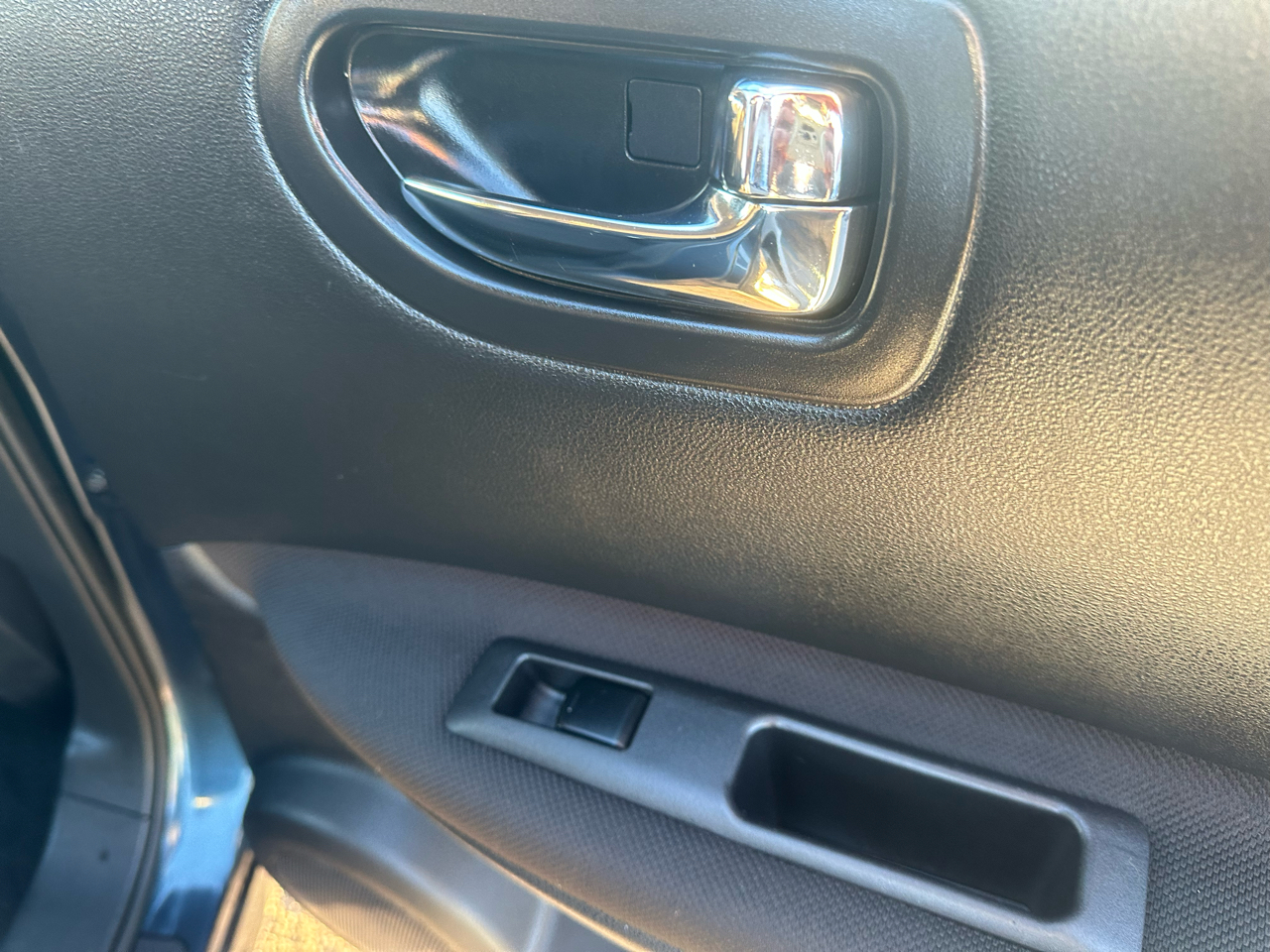 Nissan Rogue FWD 4dr S 2013