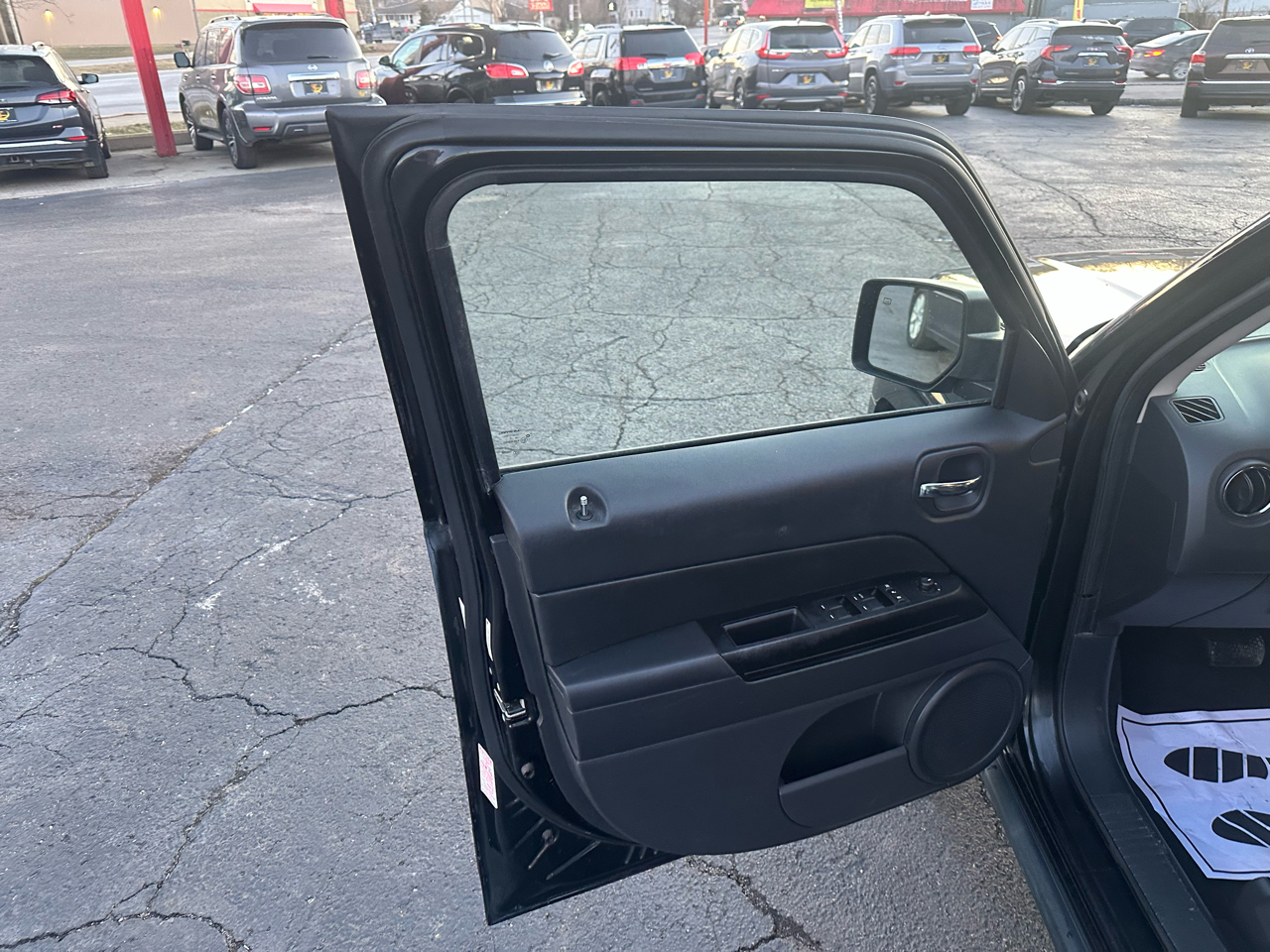 Jeep Patriot 4WD 4dr Latitude 2011