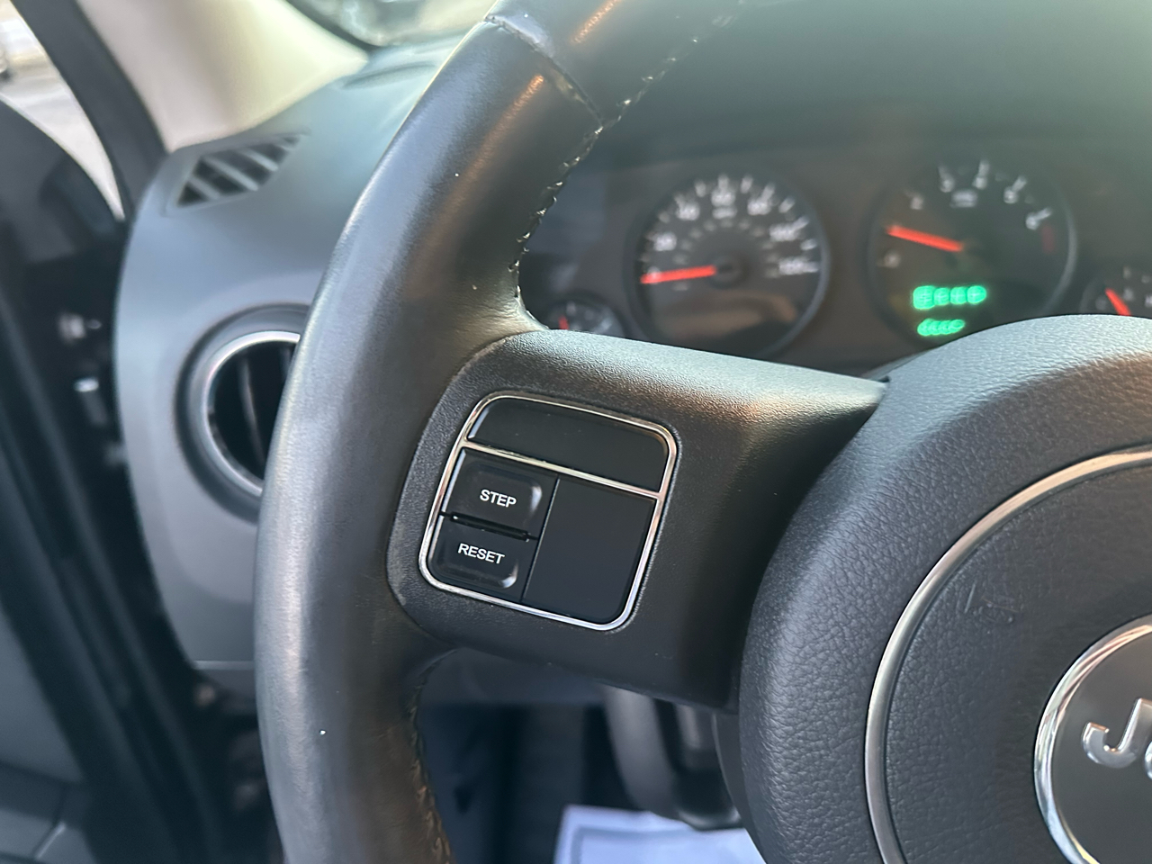 Jeep Patriot 4WD 4dr Latitude 2011