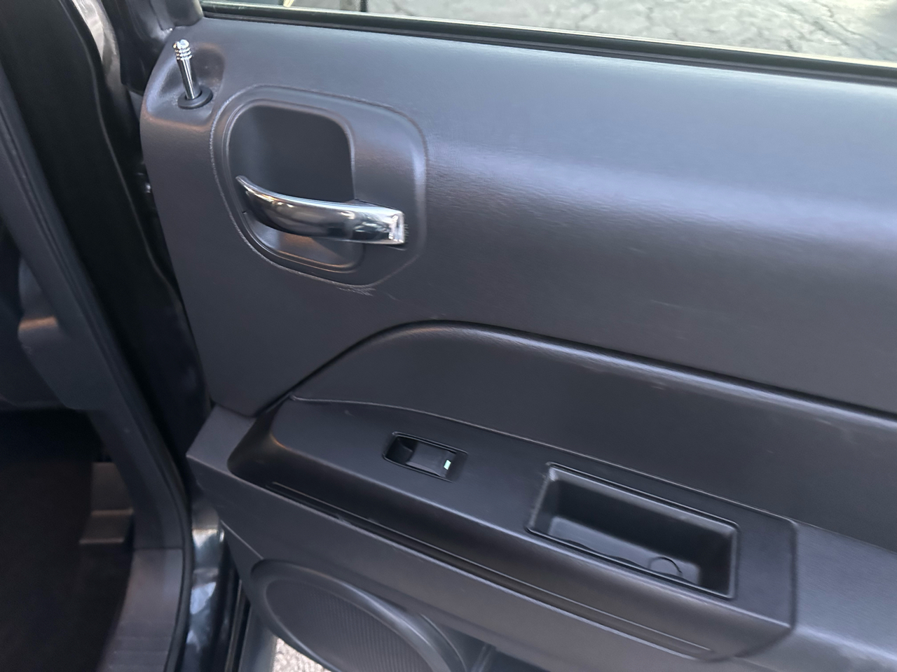 Jeep Patriot 4WD 4dr Latitude 2011