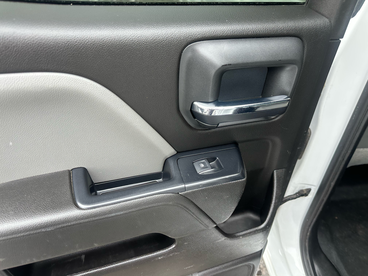 Chevrolet Silverado 1500 4WD Double Cab 143.5" Work Truck 2018