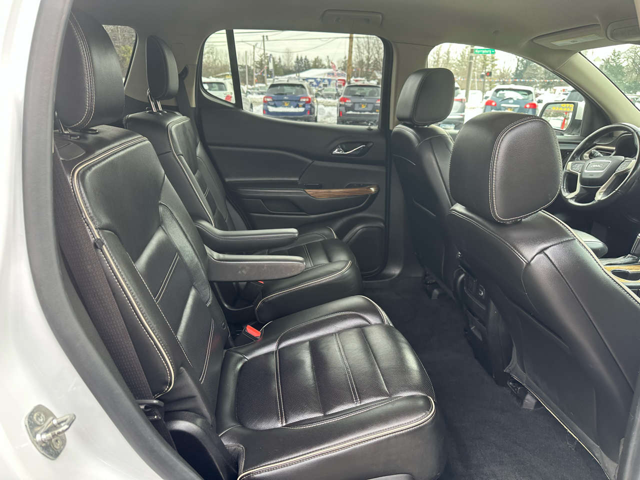 GMC Acadia AWD 4dr Denali 2019