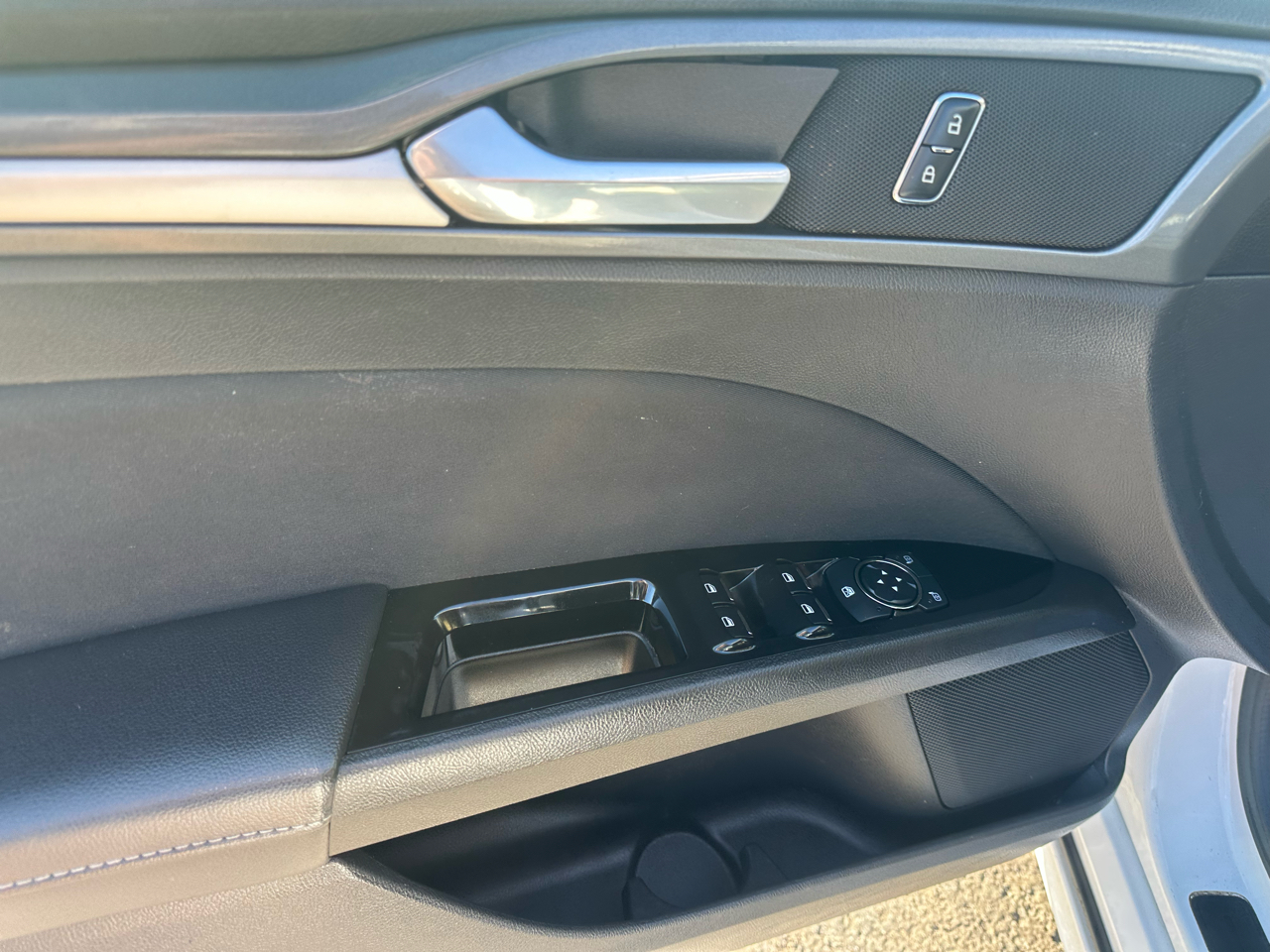 Ford Fusion 4dr Sdn SE FWD 2014