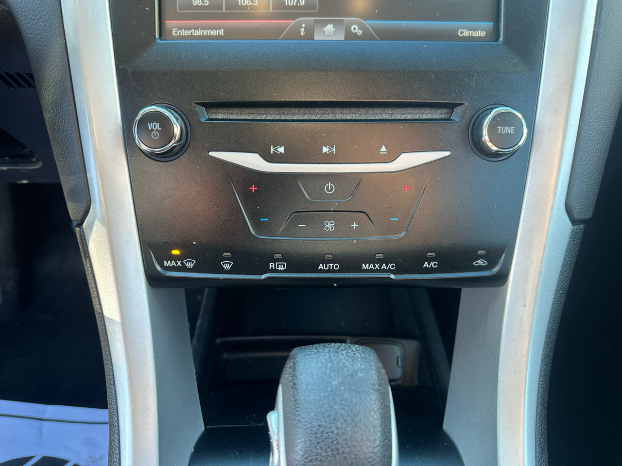 Ford Fusion 4dr Sdn SE FWD 2014