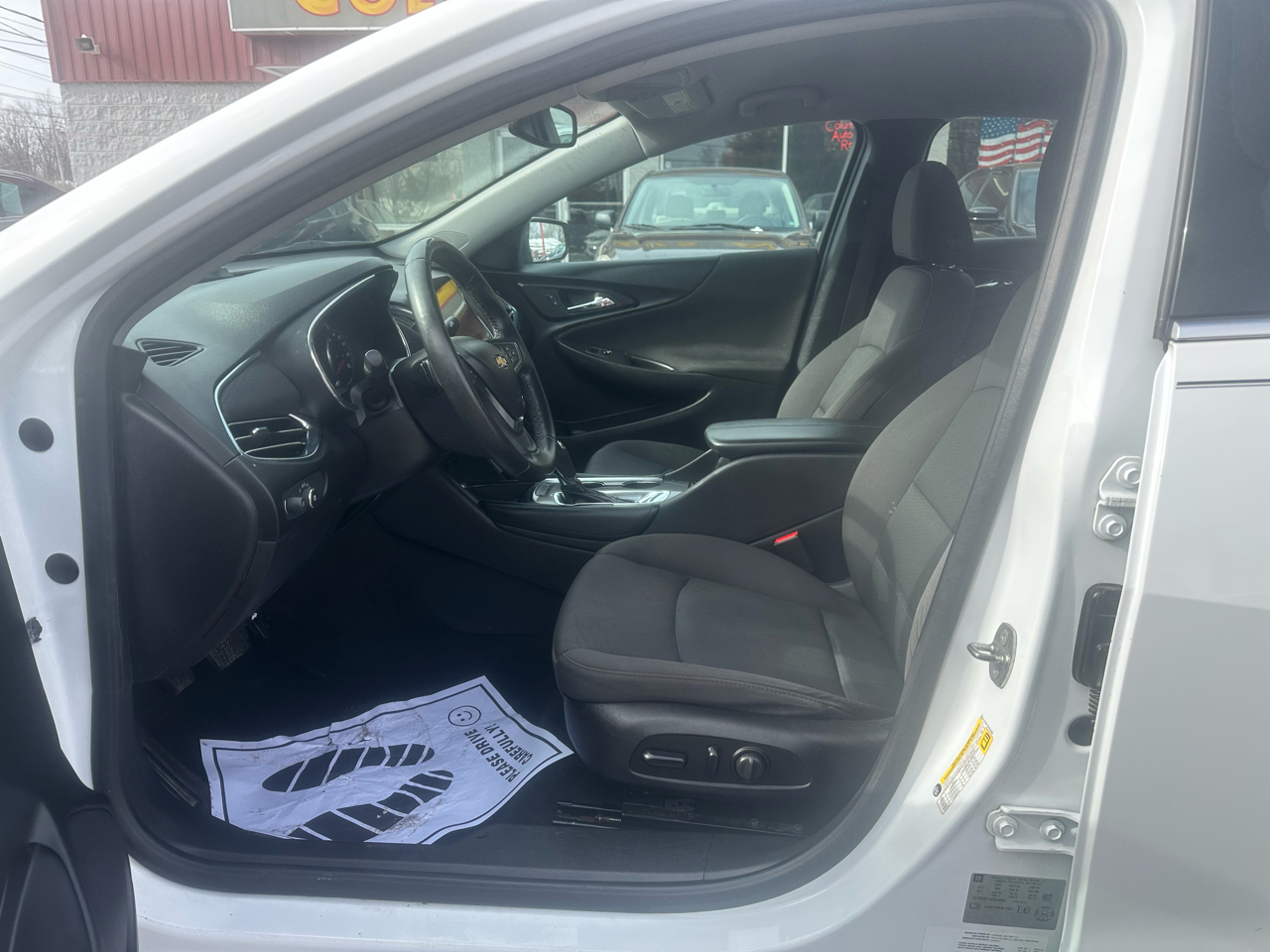 Chevrolet Malibu 4dr Sdn LT w/1LT 2017