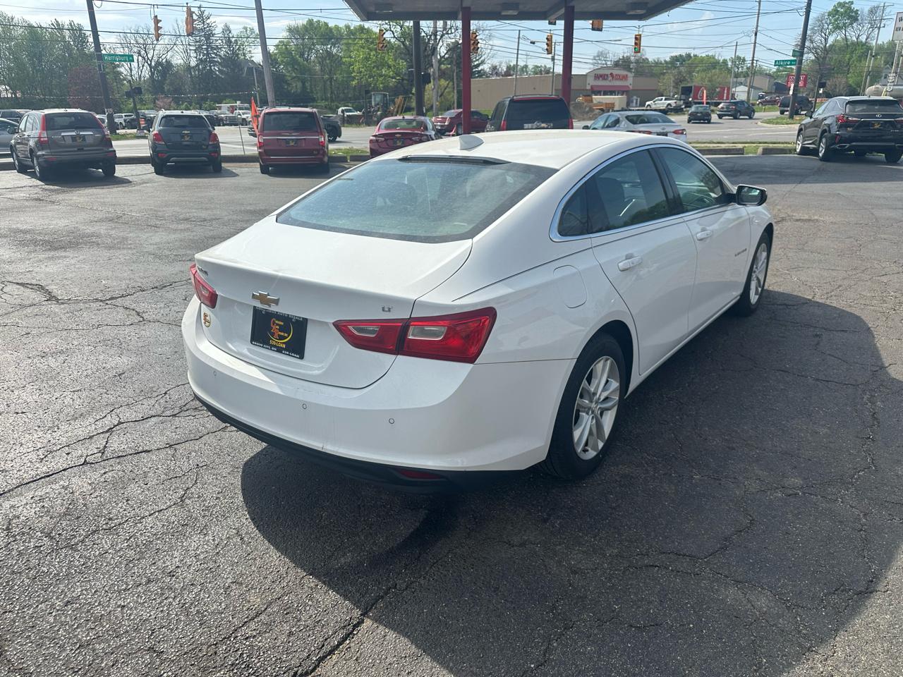 Chevrolet Malibu 4dr Sdn LT w/1LT 2017