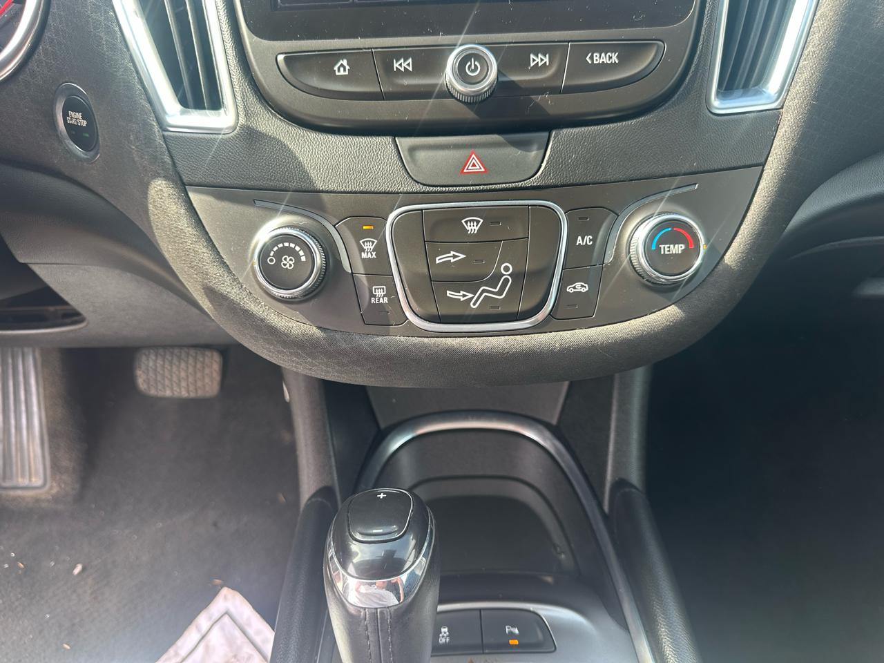 Chevrolet Malibu 4dr Sdn LT w/1LT 2017